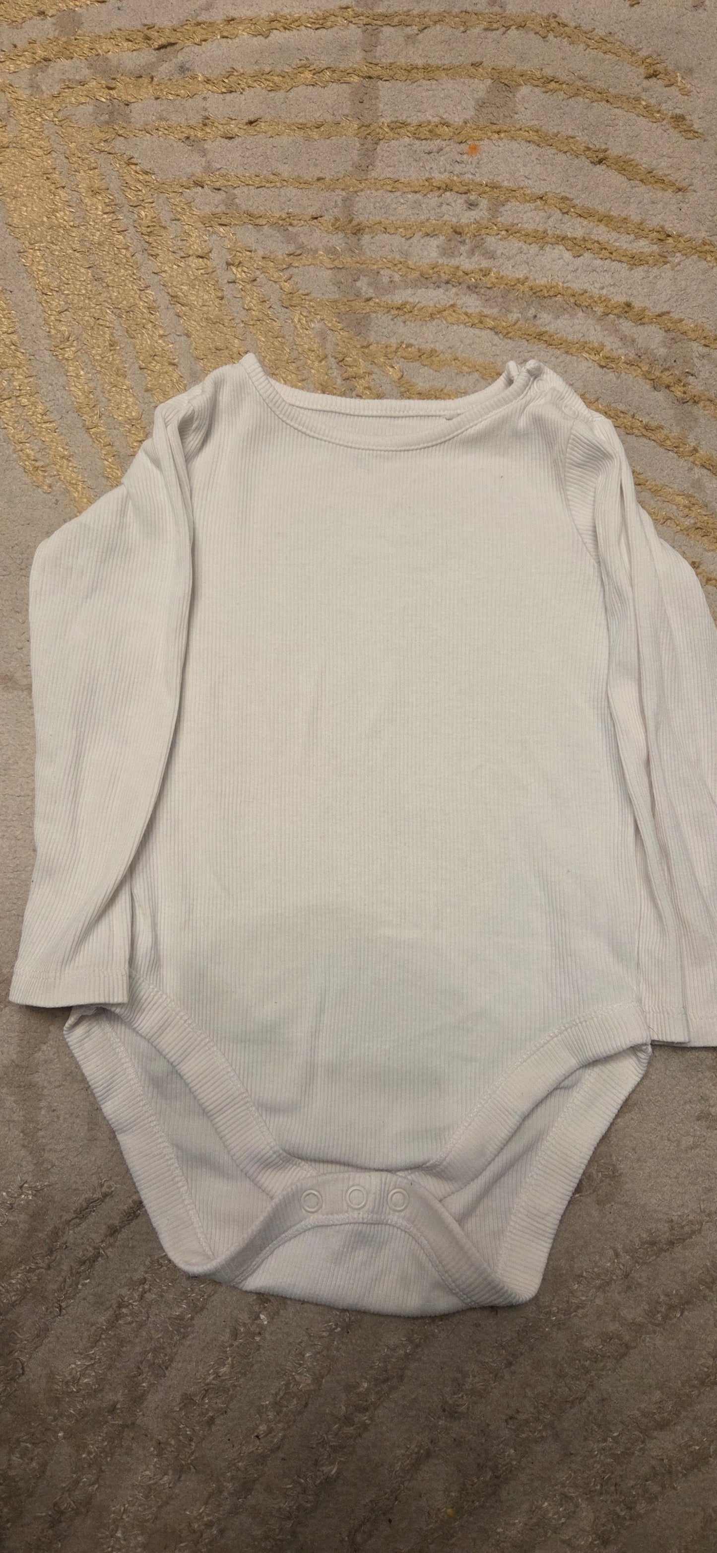 Fred&Flo White Longsleeve Vest 9-12 Months