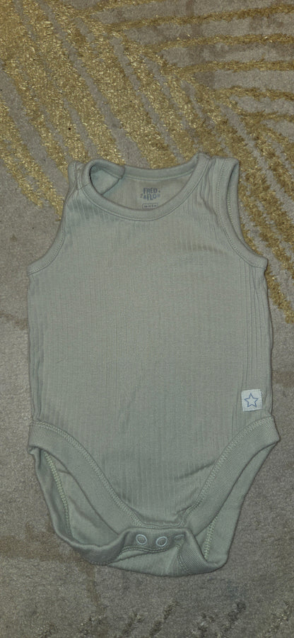 Fred&Flo Green Sleeveless Vest 0-3 Months